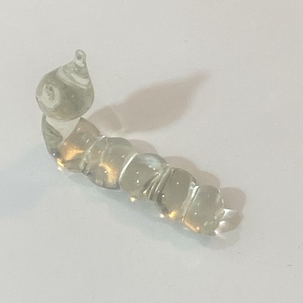 VTG, Hand Sculpted ClearβGlass Cristal Caterpillar Figurine Reptile Decor-Clear